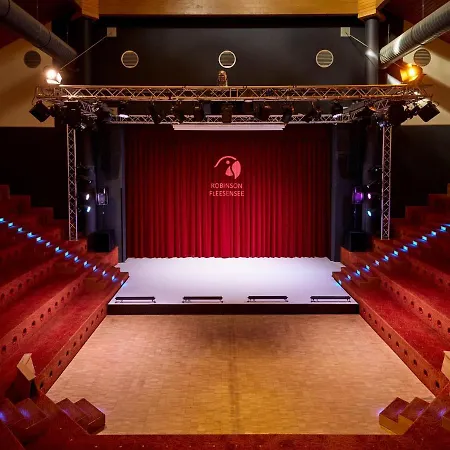 منتجع Robinson Fleesensee Göhren-Lebbin