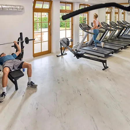 Robinson Fleesensee منتجع