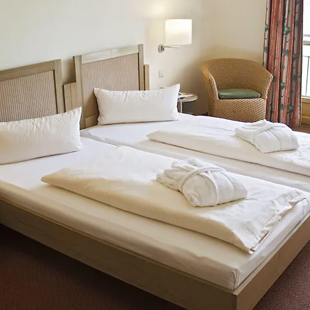 Robinson Fleesensee منتجع 4*